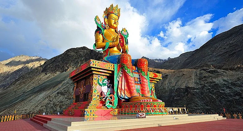 Leh Ladakh Tour - Must Visit Places