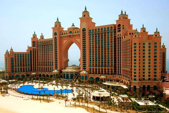 Dubai Attractions: Dubai Safari & Dhow cruise