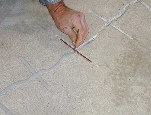 THE COMPLETE GUIDE TO THE BEST CONCRETE CRACK FILLER