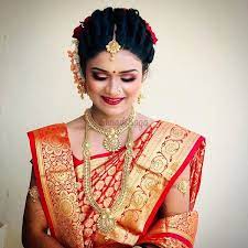 marathi bride makeup